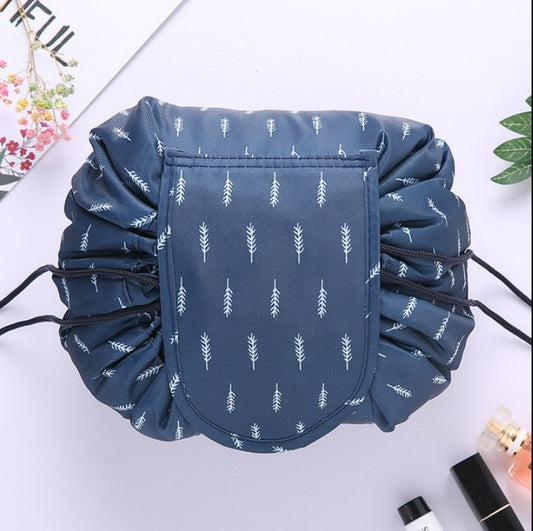 Drawstring Travel Cosmetic Organizer - Navy Feather Stripe